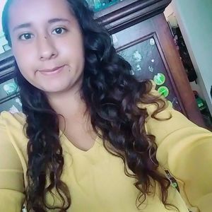 Meet your Posher, Nadia